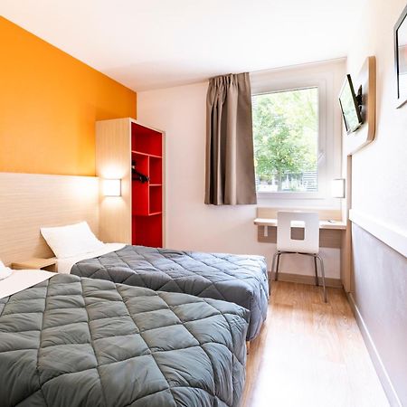 Premiere Classe Roissy - Aeroport Cdg - Ле-Мениль-Амело Экстерьер фото